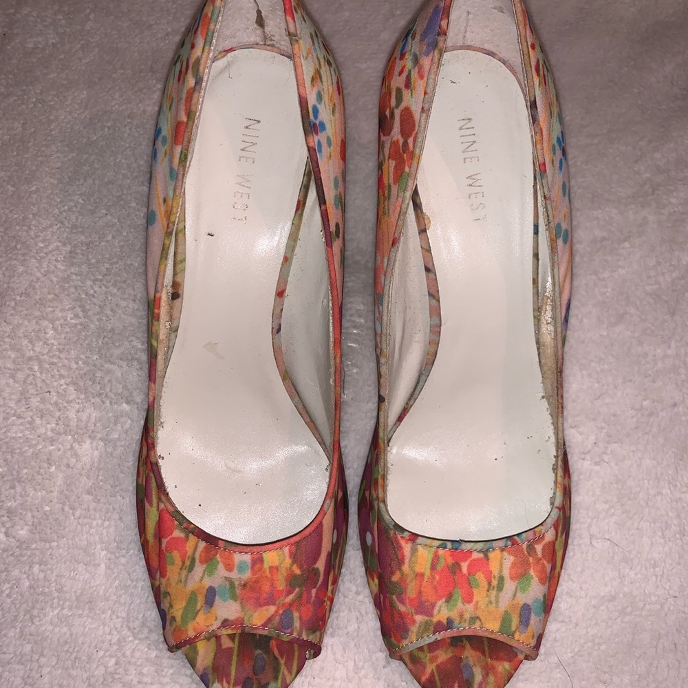 Multi-colored heels - Picture 2 of 4